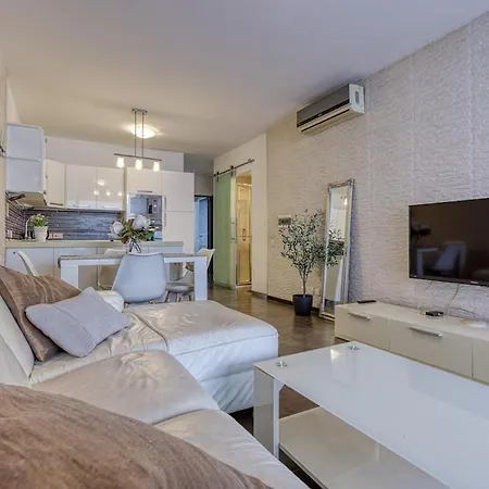 Stylish 2bedroom Penthouse In St Julians 501 * Saint Julian's